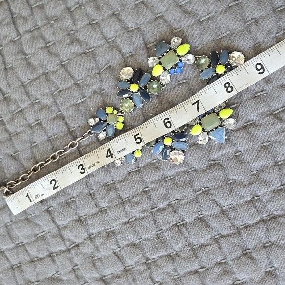 Stella & Dot Statement Necklace - Picture 5 of 7